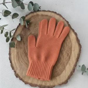 Guantes de mujer de lana merina teñidos con rubia – Tono naranja-rojo teja